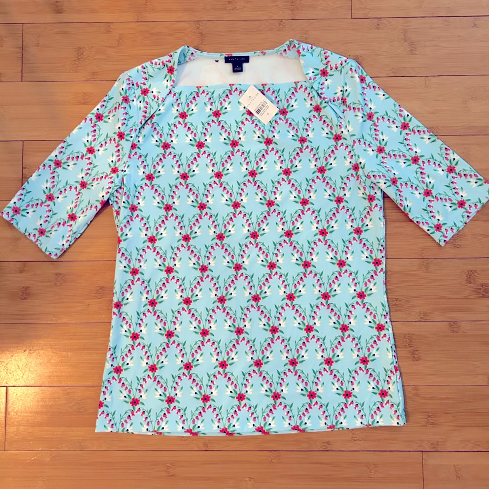 NWT Floral Refined Stretch Envelope Neck Top, Ann Taylor